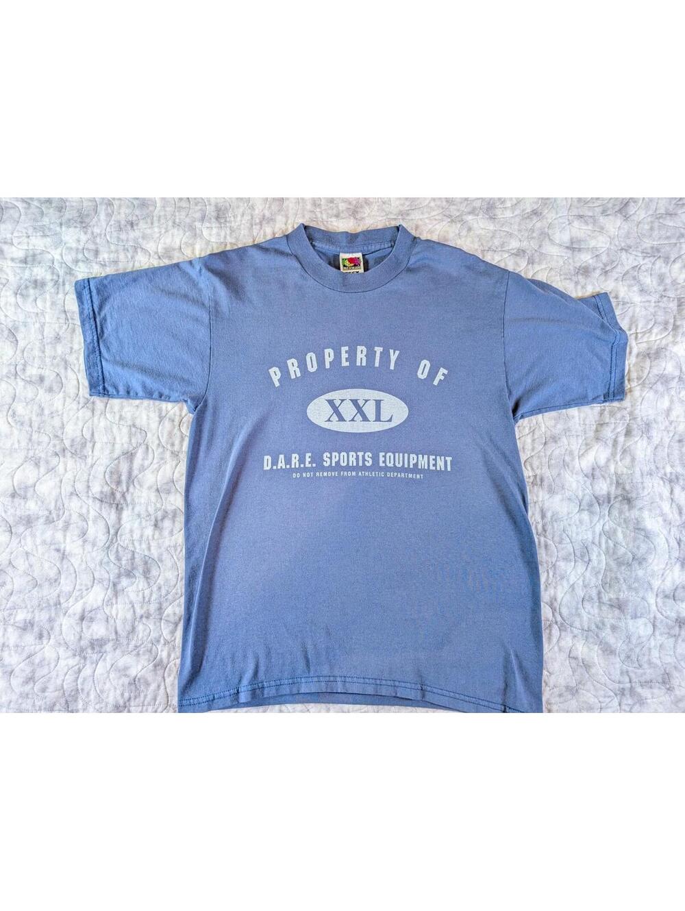 Vintage 90s DARE Property of XXL Sports Equipment T Shirt Fruit of the Loom M Bl